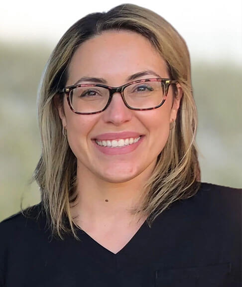 Tall Janelle Bludworth